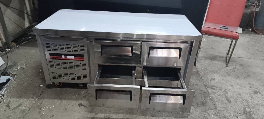 یخچال زیر کانتری
