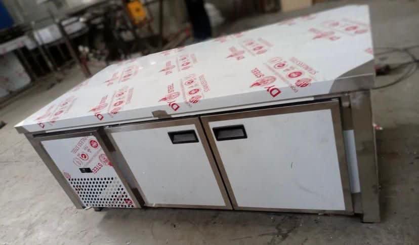 یخچال زیر کانتری