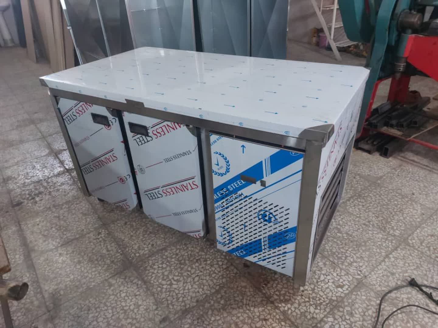 یخچال زیر کانتری